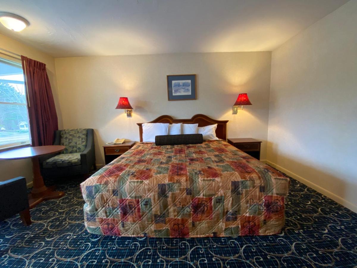 Economy Lodge 682 Main St Sturbridge Luaran gambar