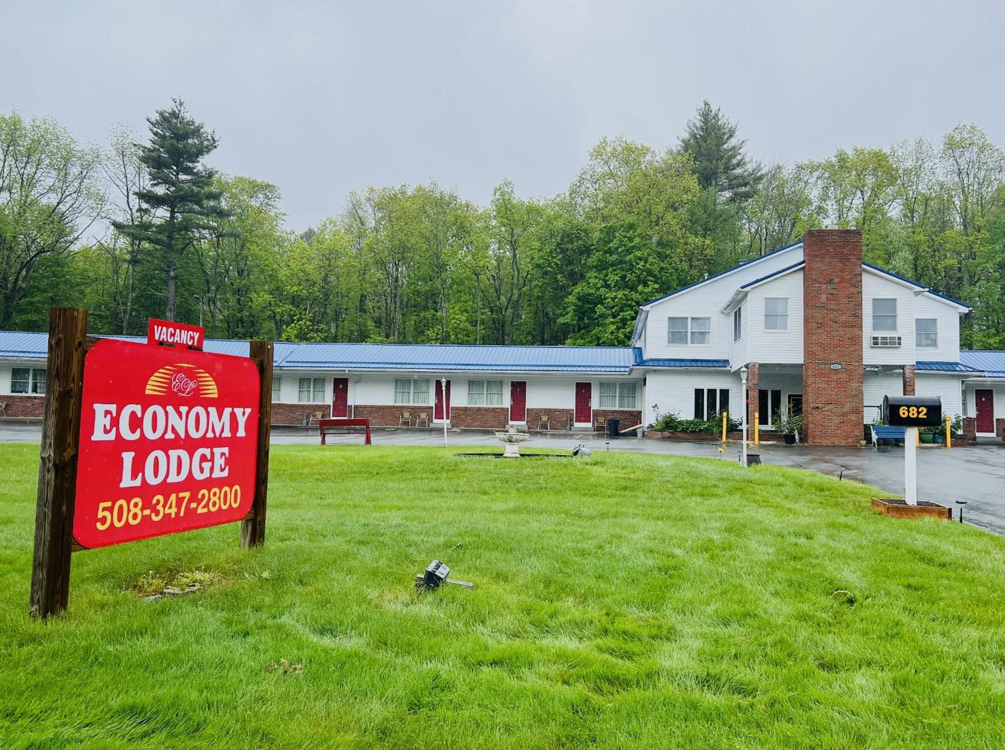 Economy Lodge 682 Main St Sturbridge Luaran gambar