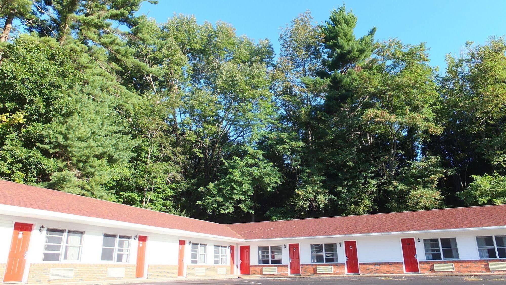 Economy Lodge 682 Main St Sturbridge Luaran gambar